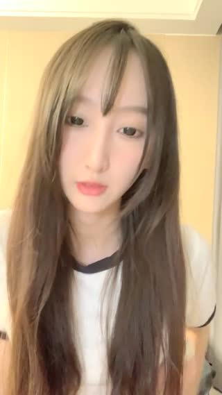 【撸点极高】九分超高颜值19岁美少女 吊打各路网红 刚发育好的奶子最可口